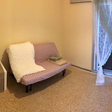 Blue Air Apartment 1Minute From Sea, 15 Min From The Airport Artemis City Center Экстерьер фото