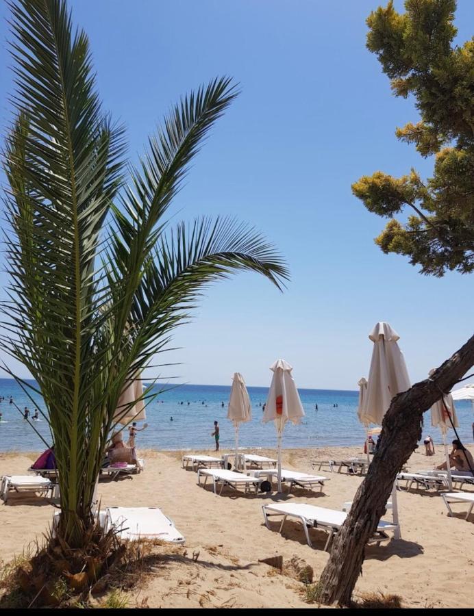 Blue Air Apartment 1Minute From Sea, 15 Min From The Airport Artemis City Center Экстерьер фото